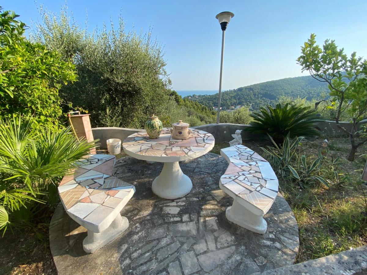 Villa Pineta San Menaio Exterior photo